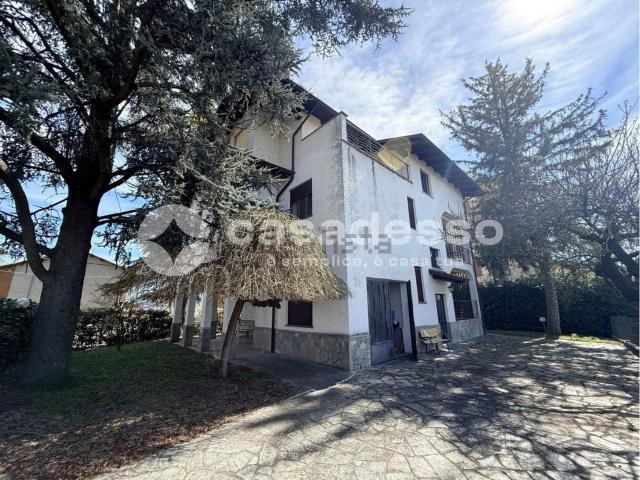 Case e ville in vendita di 193 m² in Via Padre Carpignano, 16