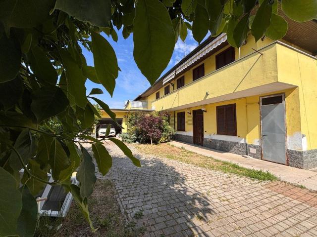 Case e ville in vendita di 194 m²