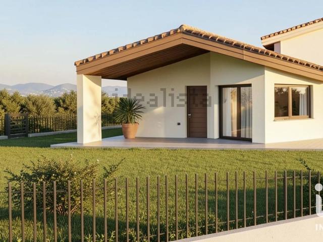 Case e ville in vendita di 194 m² in Via Valentini