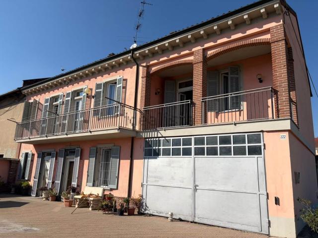 Case e ville in vendita di 195 m²