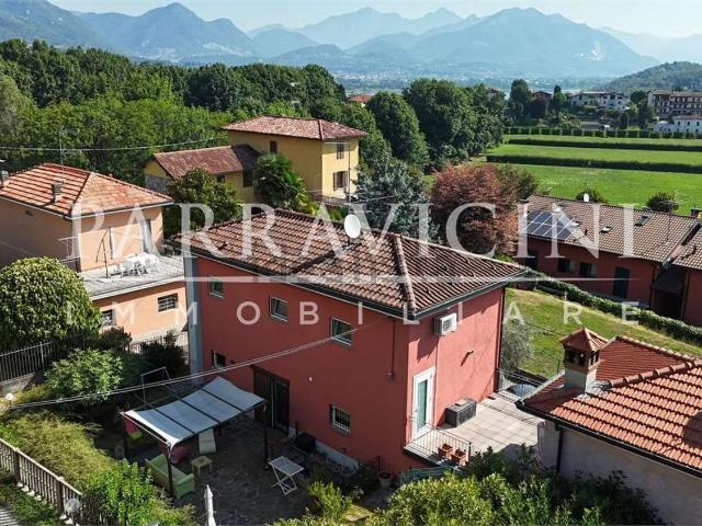 Case e ville in vendita di 195 m²