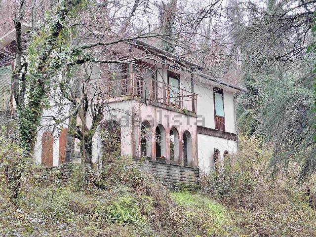 Case e ville in vendita di 195 m²