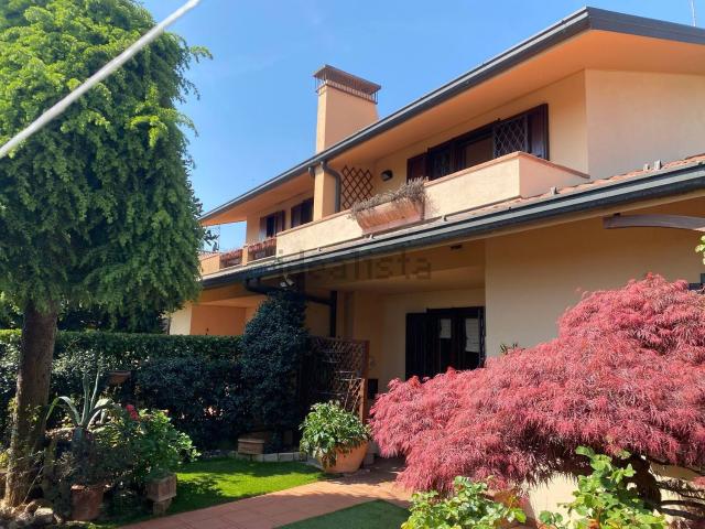 Case e ville in vendita di 195 m²