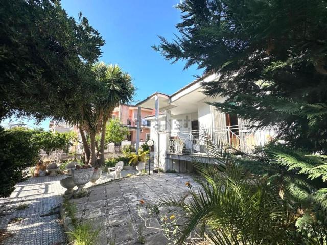 Case e ville in vendita di 195 m² in Via Giuseppe Vitiello, 51