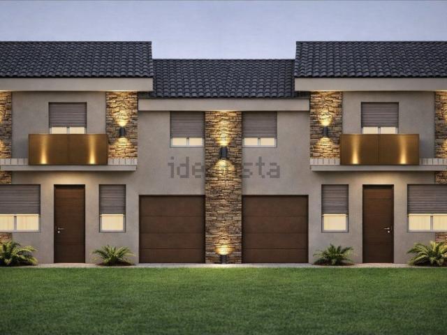 Case e ville in vendita di 195 m² in Strada Borgazzo