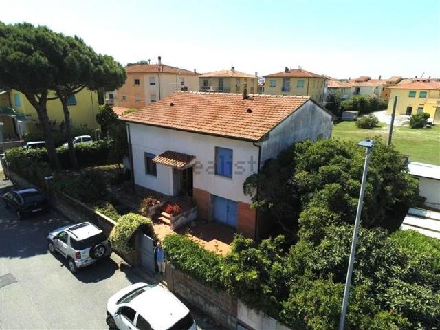 Case e ville in vendita di 196 m²