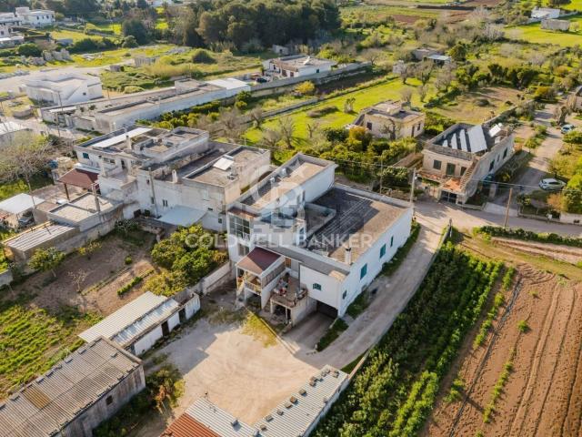 Case e ville in vendita di 196 m² in Via Ulmi, 34