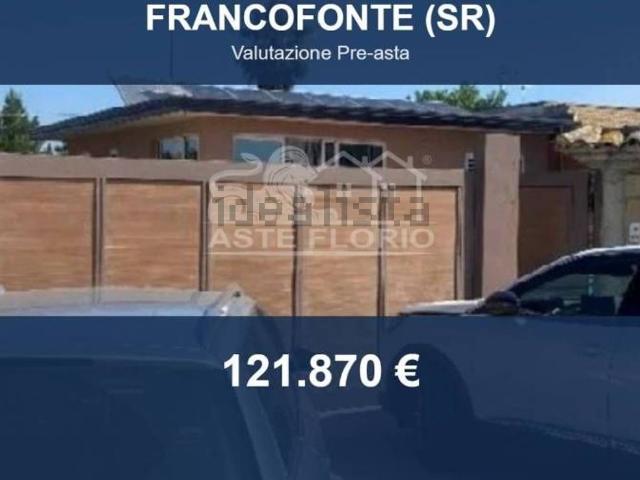 Case e ville in vendita di 196 m² in Contrada Omo Morto