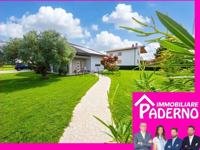 Case e ville in vendita di 197 m² in Via Bariglaria, 125