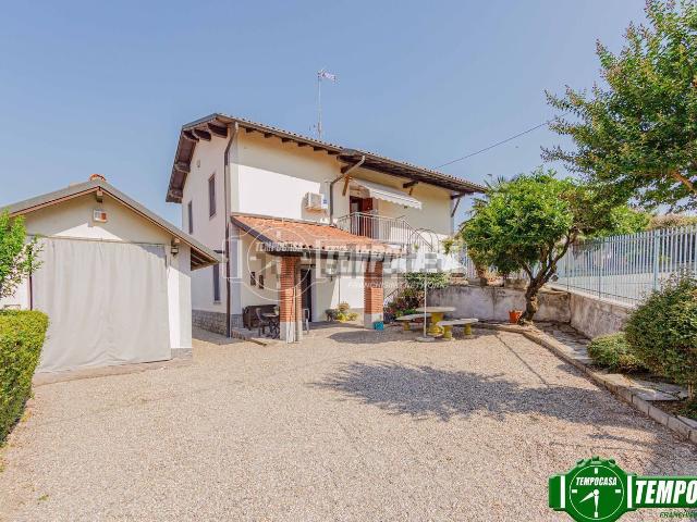 Case e ville in vendita di 197 m² in Via dei Mille