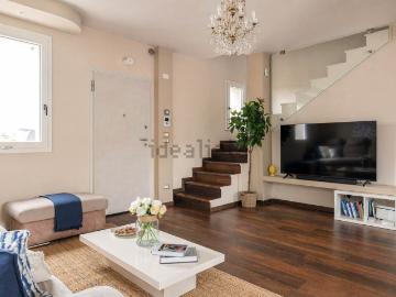 Case e ville in vendita di 197 m² in Via Punta, 39