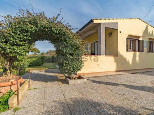 Case e ville in vendita di 198 m²