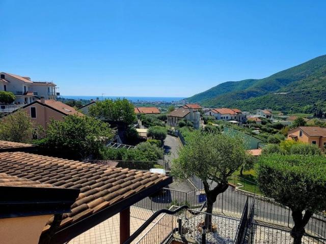 Villetta indipendente in vendita di 200000 m² in Via Maccagne, 27