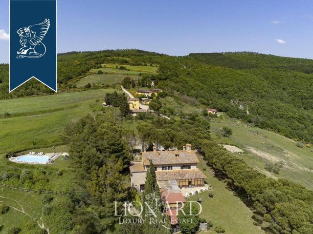 Case e ville in vendita di 2000 m²