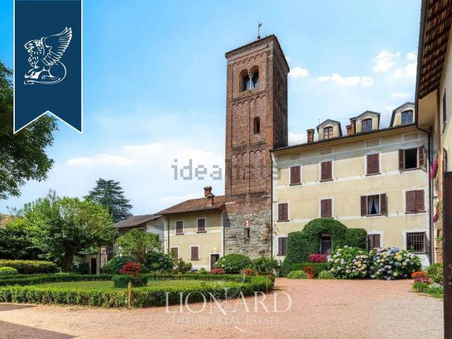 Case e ville in vendita di 2000 m²