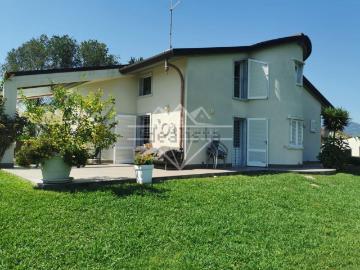 Case e ville in vendita di 200 m²