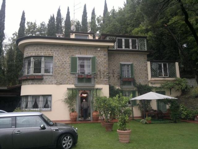 Case e ville in vendita di 200 m²