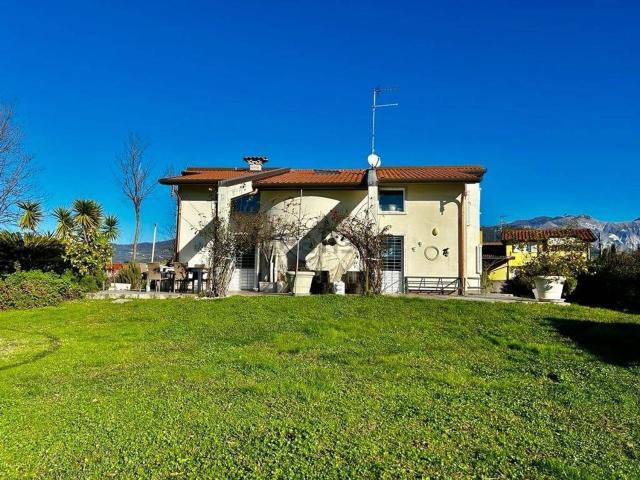 Case e ville in vendita di 200 m²