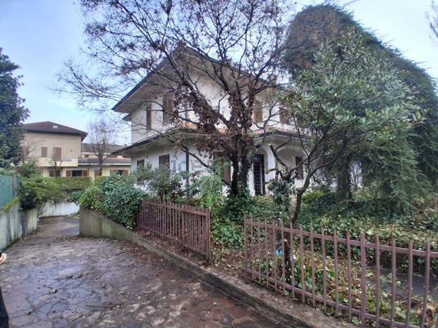 Case e ville in vendita di 200 m²