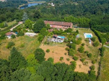 Case e ville in vendita di 200 m²