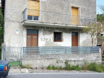Case e ville in vendita di 200 m²