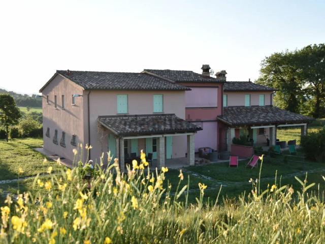 Case e ville in vendita di 200 m² in Frazione Paravento