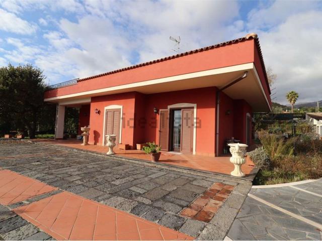 Case e ville in vendita di 200 m²