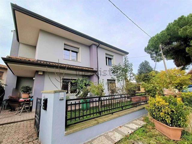 Case e ville in vendita di 200 m²