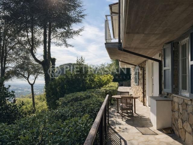 Case e ville in vendita di 200 m²