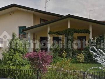 Case e ville in vendita di 200 m²
