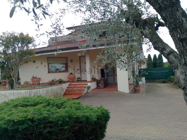 Case e ville in vendita di 200 m²