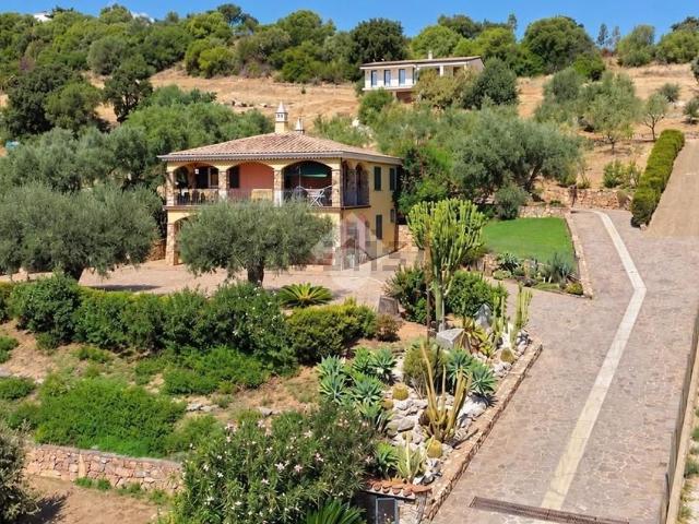 Case e ville in vendita di 200 m²