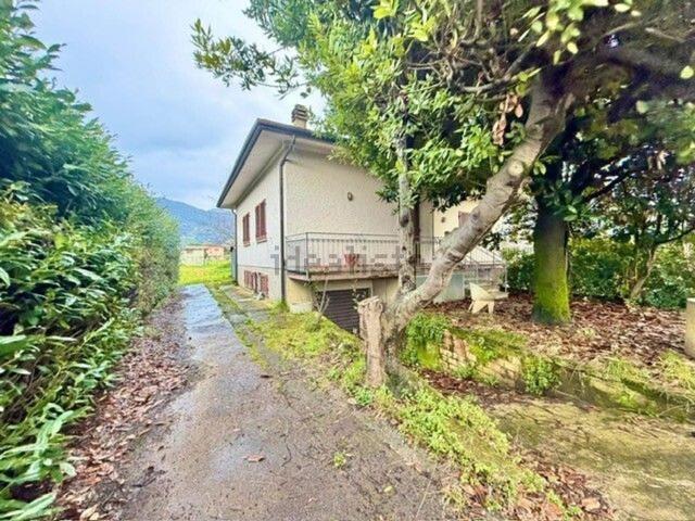 Case e ville in vendita di 200 m²
