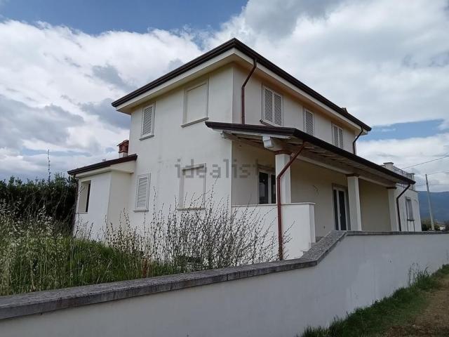 Case e ville in vendita di 200 m²