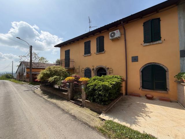 Case e ville in vendita di 200 m²