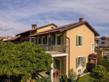 Case e ville in vendita di 200 m²