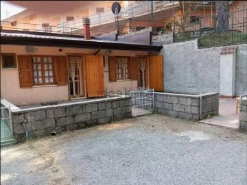 Case e ville in vendita di 200 m²
