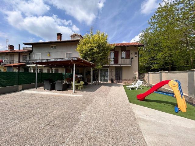 Case e ville in vendita di 200 m²