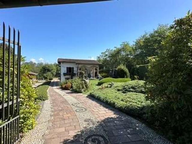 Case e ville in vendita di 200 m²