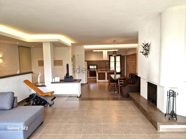 Case e ville in vendita di 200 m²
