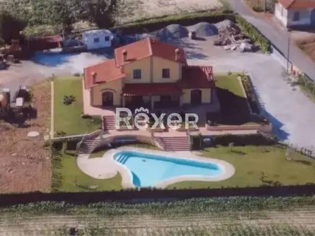 Case e ville in vendita di 200 m²