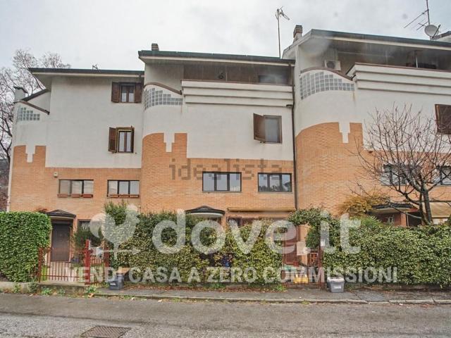 Villetta a schiera in vendita di 200 m² in Via Correggio, 11