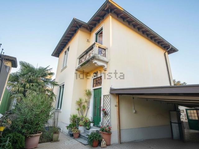 Case e ville in vendita di 200 m² in Via Carlo Emanuele I°, 23