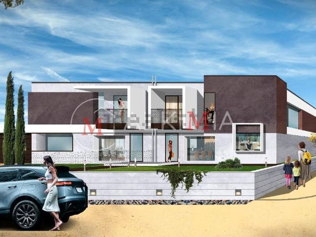 Case e ville in vendita di 200 m² in Via Cividina