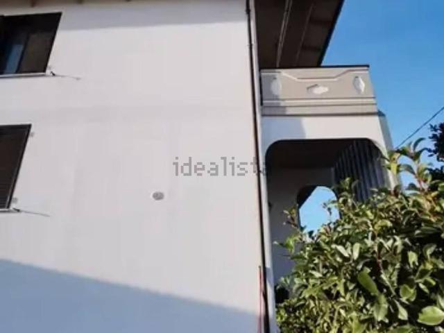 Case e ville in vendita di 200 m² in Via Curtatone