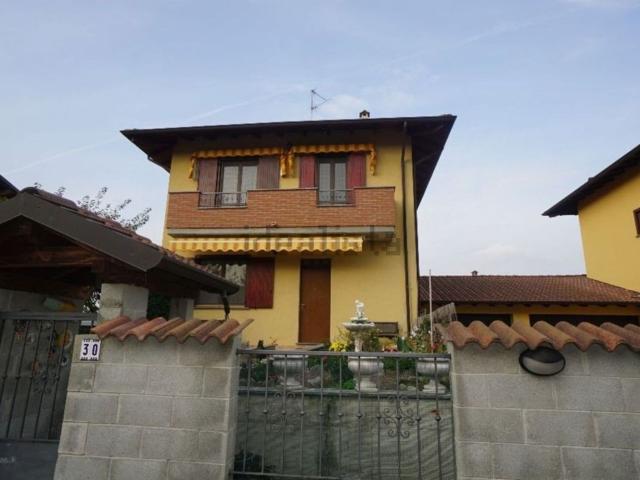 Case e ville in vendita di 200 m² in Via Antonio Gramsci
