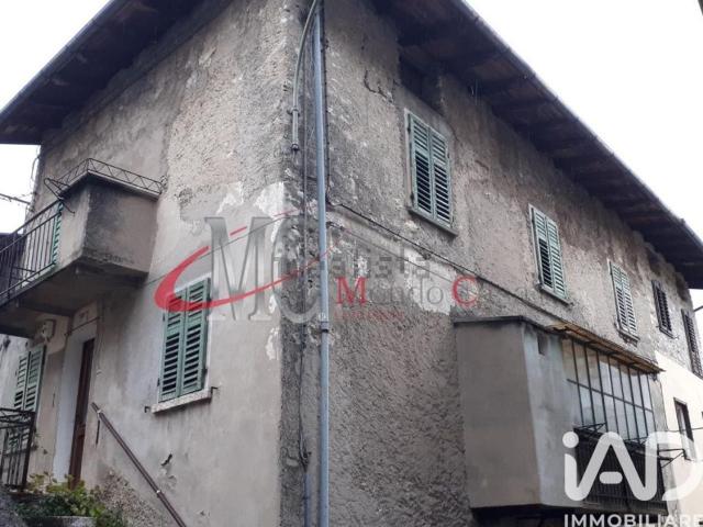 Case e ville in vendita di 200 m² in Via Bosco di Noriglio