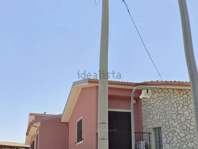 Case e ville in vendita di 200 m² in Via Brancati, 87