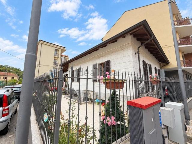 Case e ville in vendita di 200 m² in Via Giansiracusa, 22
