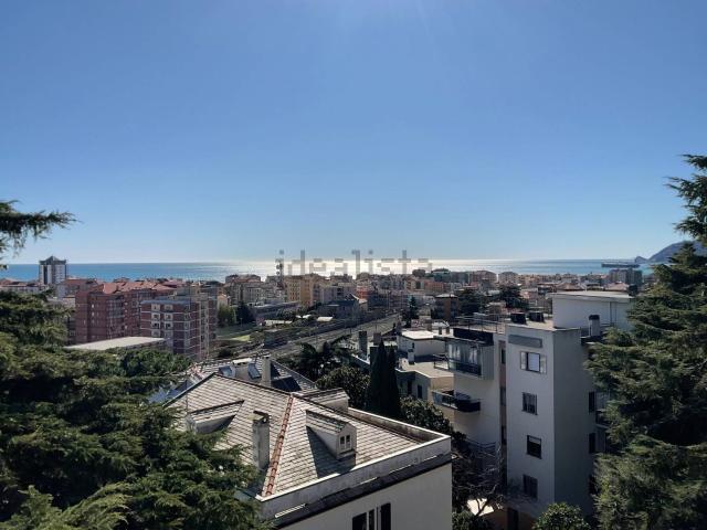 Case e ville in vendita di 200 m² in Via Fontanassa